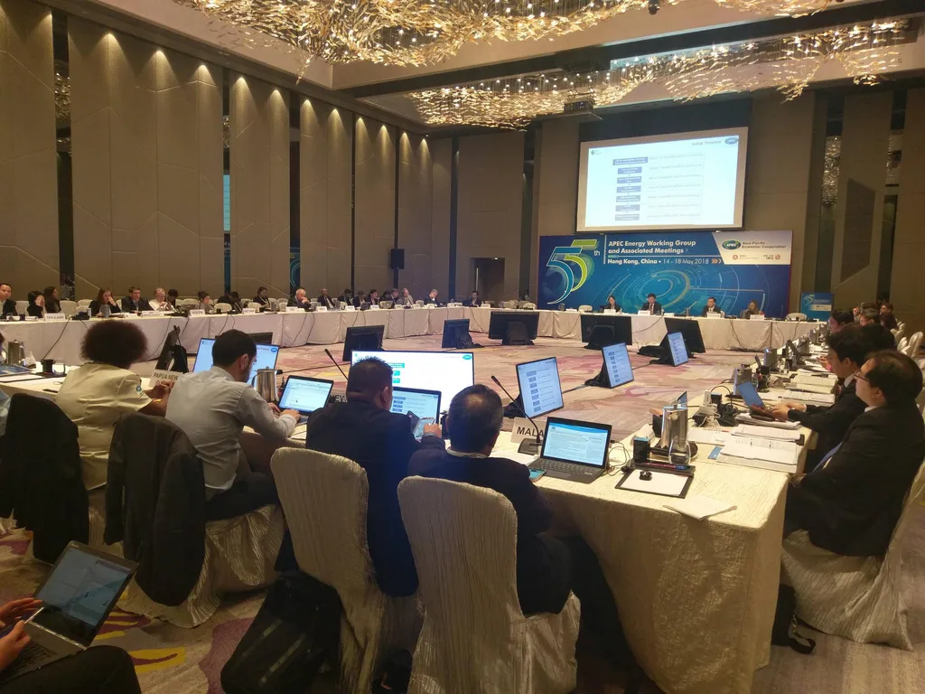 【績效評鑑獎】APEC計畫穿針引線、國際接軌,展現台灣能源聲量!